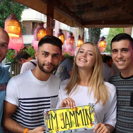 Jammin' Beach Hotel